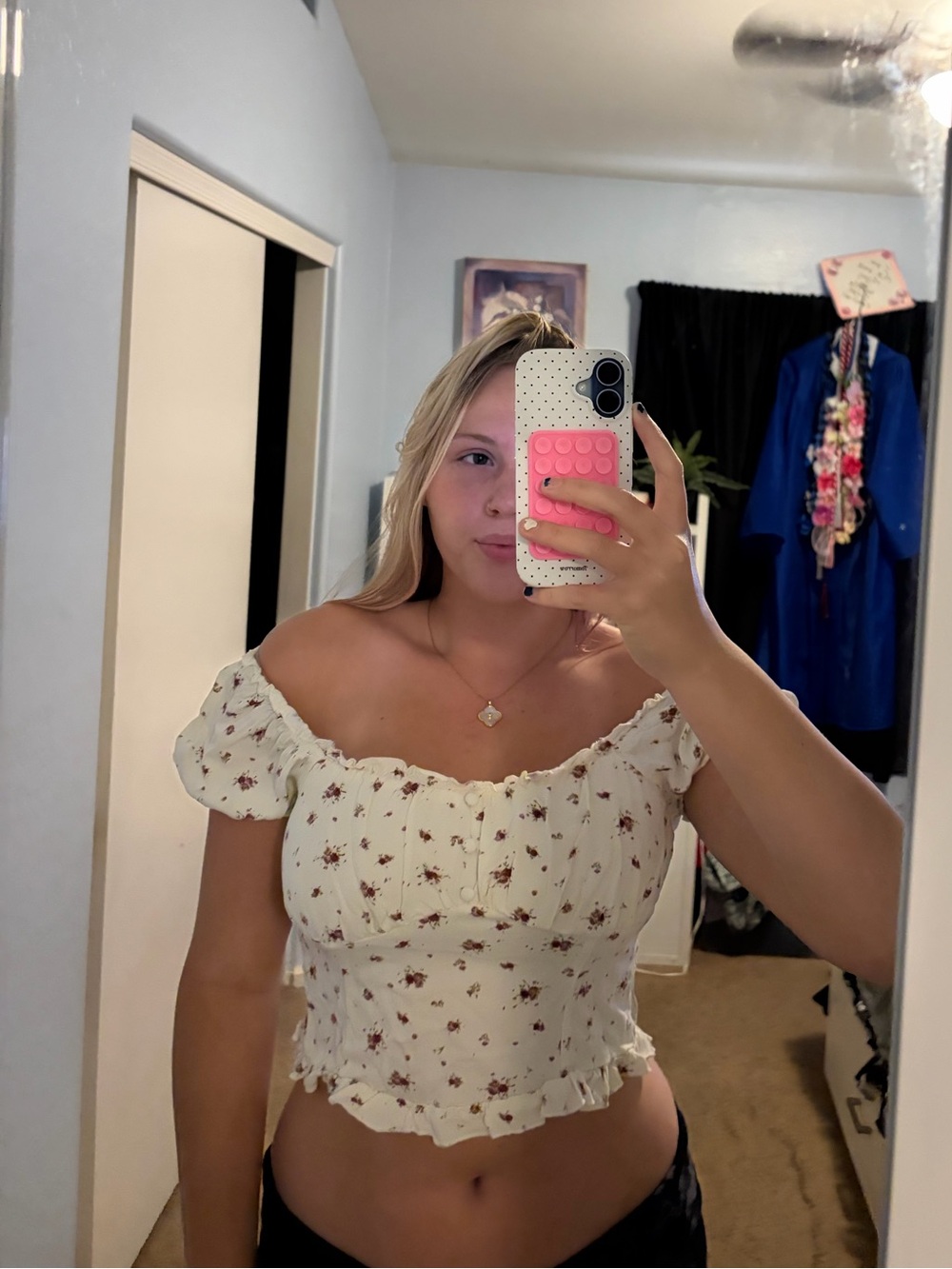 Floral Off-Shoulder Crop Top - Cream